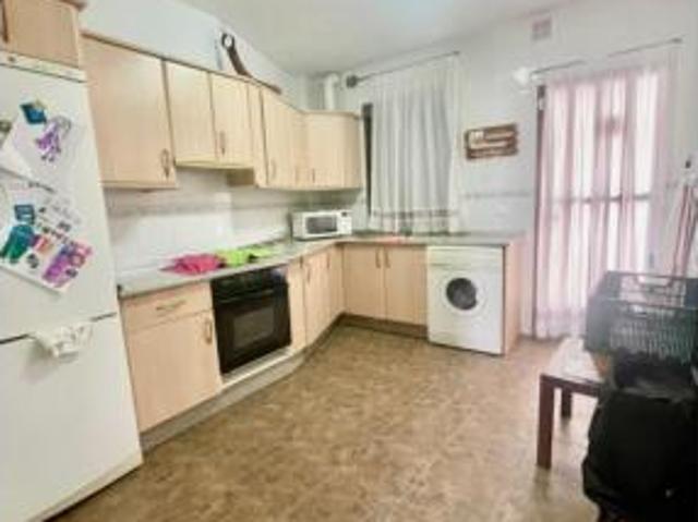 Casa en venta en Baena