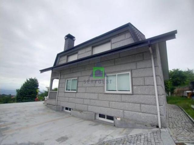 Casa en venta en Barbadás, Ourense