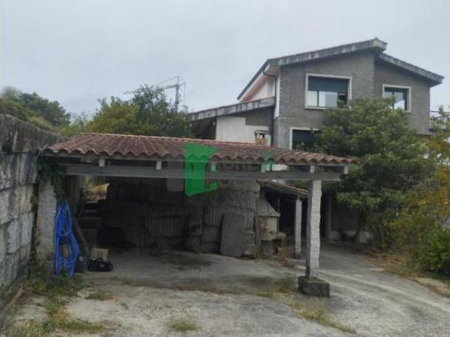 Casa en venta en A Valenzá, Ourense