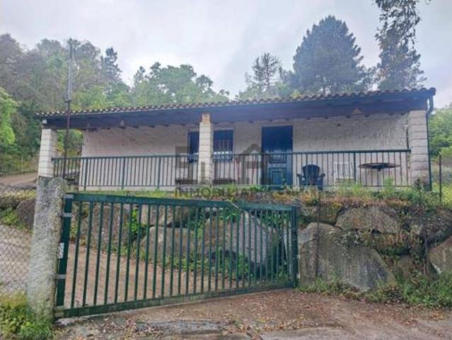 Casa en venta en Piñor, Barbadás