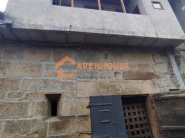 Casa en venta en Barbadás, Ourense