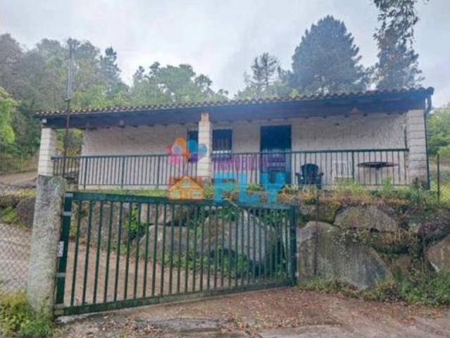 Casa en venta en Piñor, Barbadás
