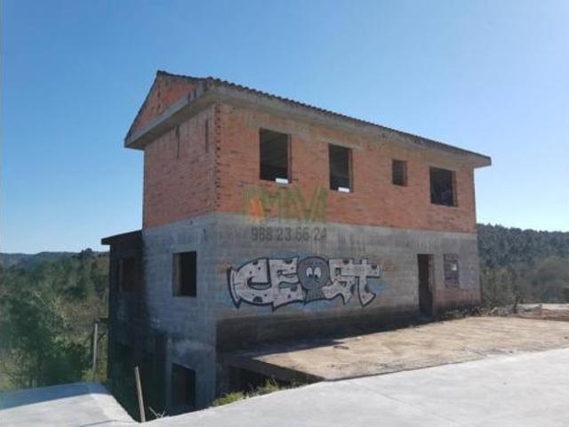Casa en venta en A Valenzá, Ourense