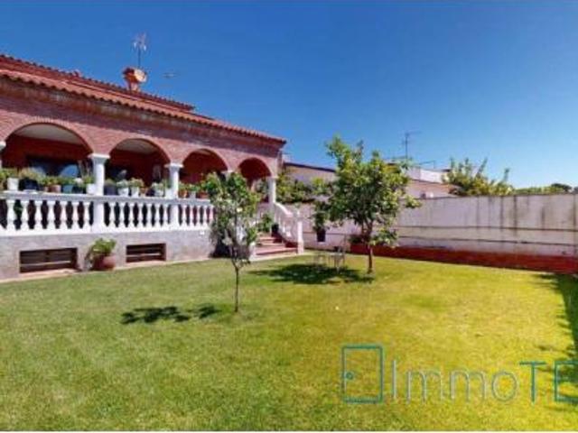 Casa en venta en Estació - Ca n'Espeter, Barberà Del Vallès