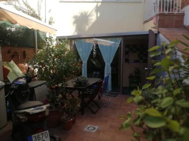 Casa en venta en Ciutat Vella, Barcelona