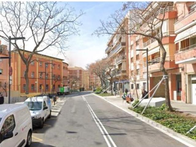Casa en venta en Nou Barris, Barcelonès