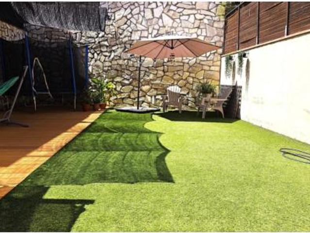 Casa en venta en Nou Barris, Barcelonès