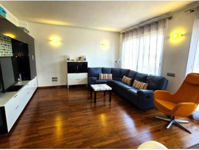 Casa en venta en Nou Barris, Barcelonès