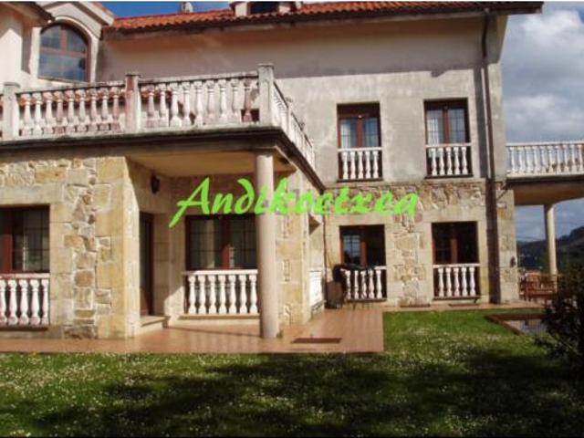 Casa en venta en Barrika, Guipúzcoa