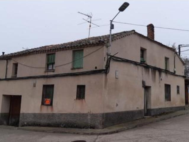 Casa en venta en Basardilla, Sexmo de San Lorenzo