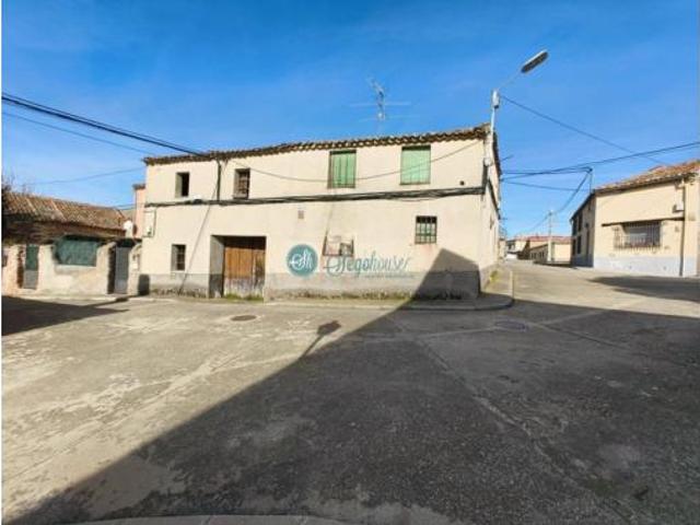 Casa en venta en Sexmo de San Lorenzo, Basardilla