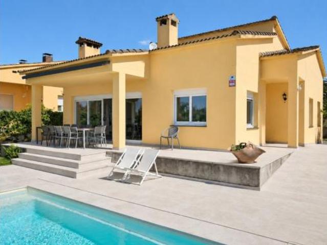 Casa en venta en Alt Empordà, Catalunya