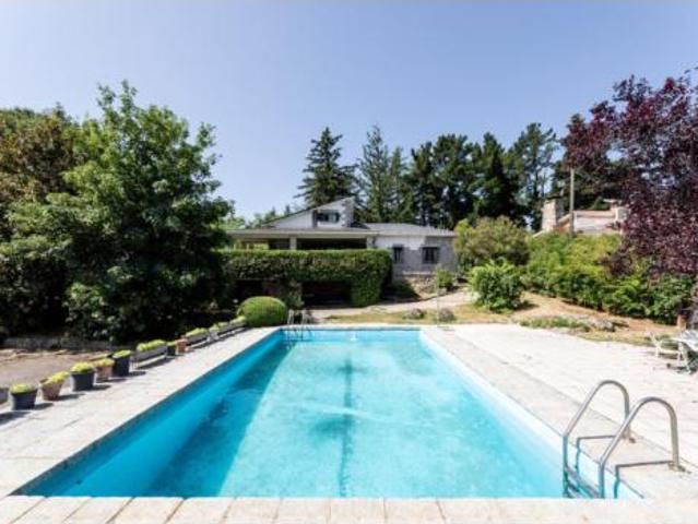 Casa en venta en Becerril De La Sierra