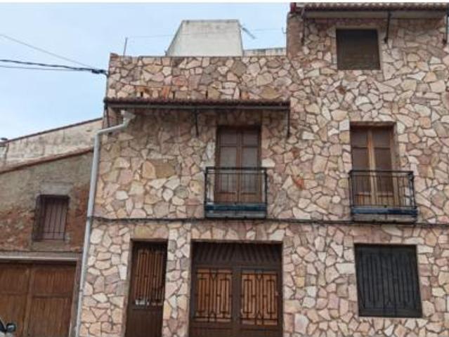 Casa en venta en l'Alt Palància, Valencia