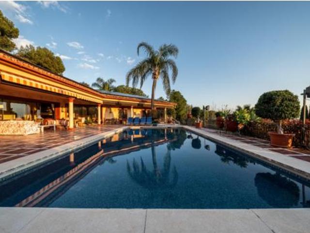 Casa en venta en La Alquería-El Paraíso, Costa del Sol Occidental