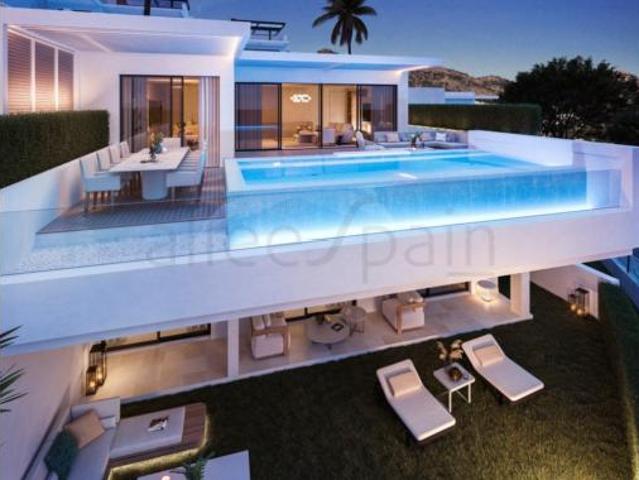 Casa en venta en La Sierrezuela, Costa del Sol Occidental