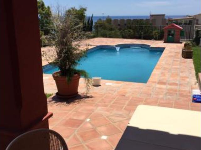 Casa en venta en La Perla-Torremuelle, Costa del Sol Occidental