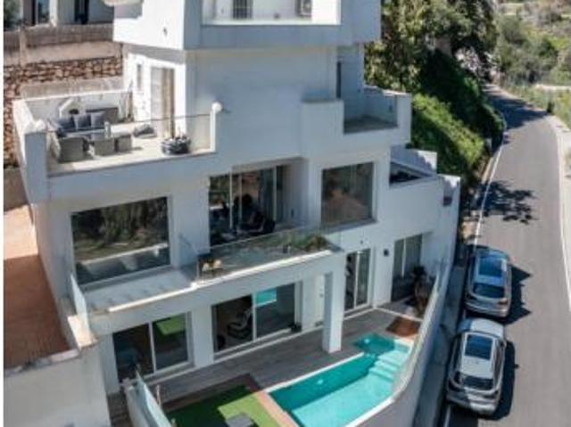 Casa en venta en La Perla-Torremuelle, Costa del Sol Occidental