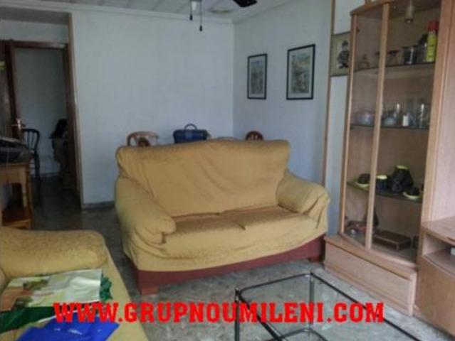 Casa en venta en Benetússer, València / Valencia