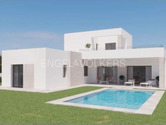 Casa en venta en Beniarbeig, Valencia