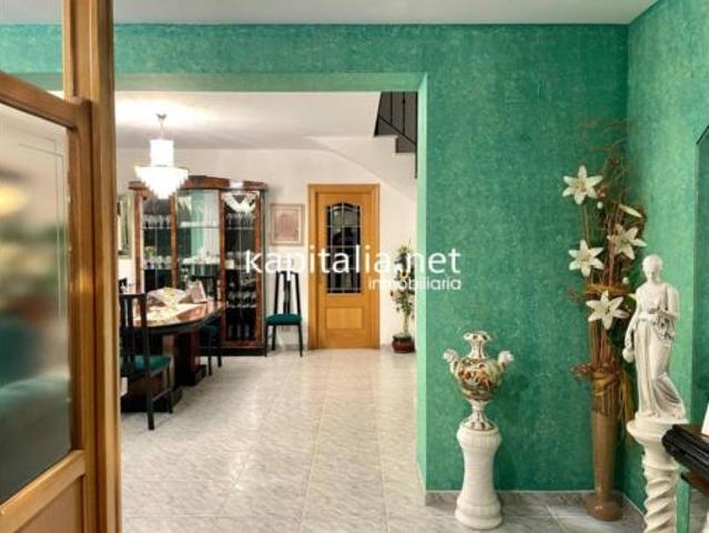 Casa en venta en Beniarrés
