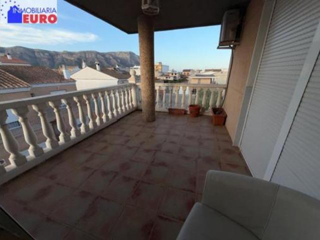 Casa en venta en Benifairó de la Valldigna, València / Valencia