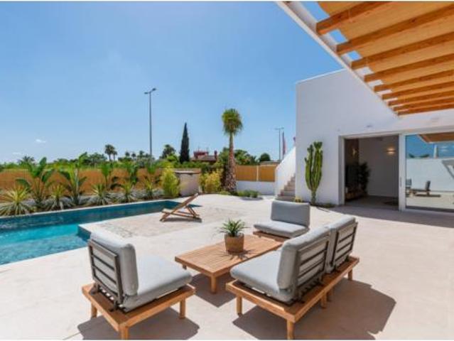 Casa en venta en Urbanización Benimar, el Baix Segura / La Vega Baja