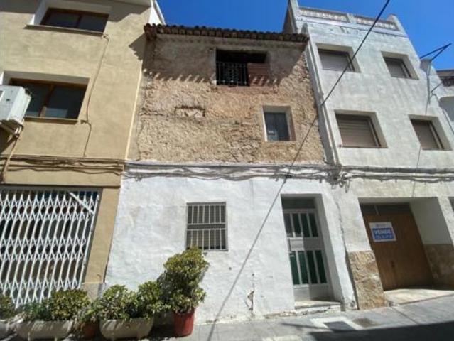 Casa en venta en La Canal de Navarrés, Valencia