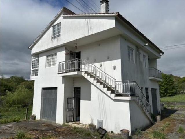 Casa en venta en O Carballiño, Galicia