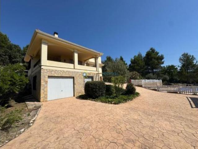 Casa en venta en la Vall d'Albaida, Valencia