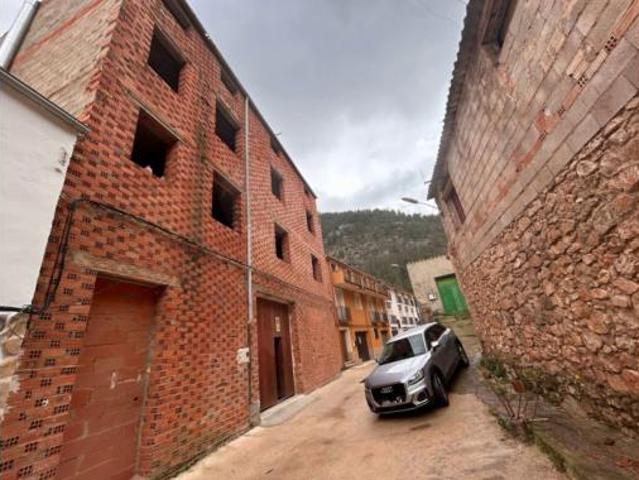 Casa en venta en Bogarra, Castilla-La Mancha