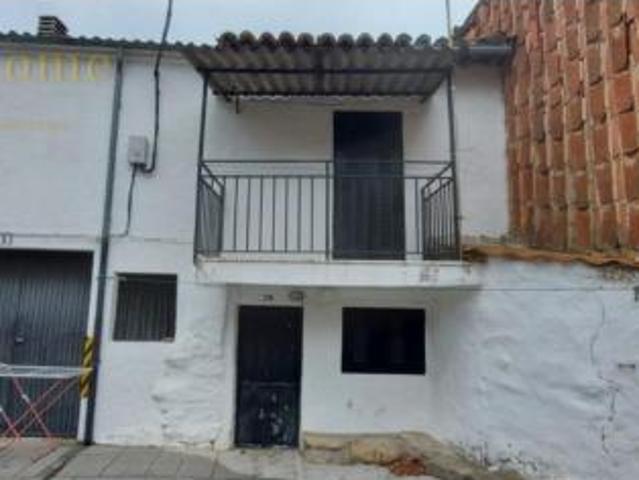 Casa en venta en Bohoyo
