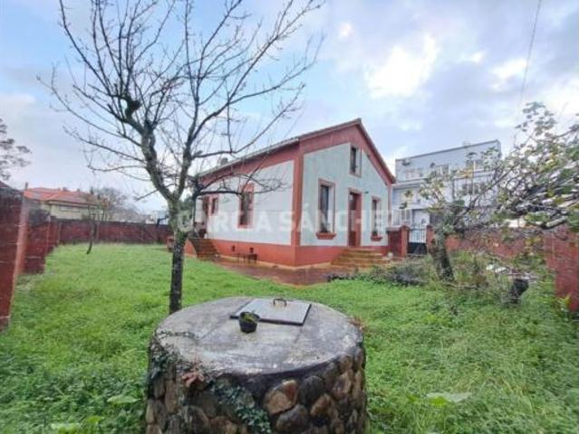 Casa en venta en Boiro
