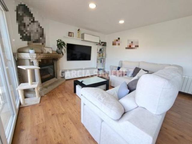 Casa en venta en Boiro, A Barbanza