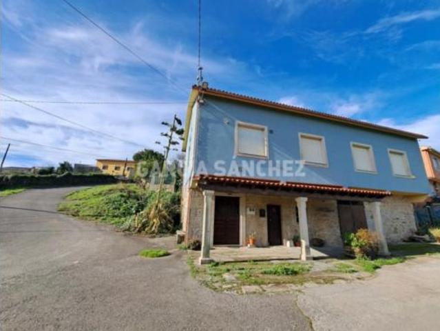 Casa en venta en Boiro