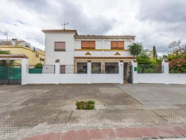 Casa en venta en Bormujos, Andalucía