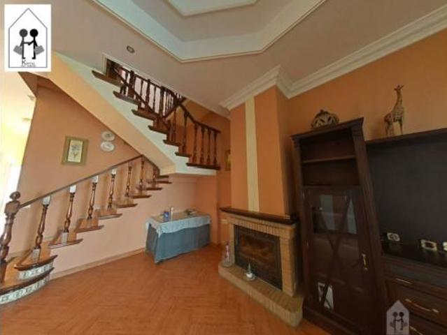 Casa en venta en Brenes, Andalucía
