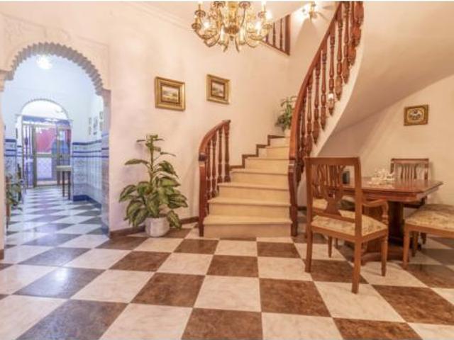 Casa en venta en Brenes, Andalucía