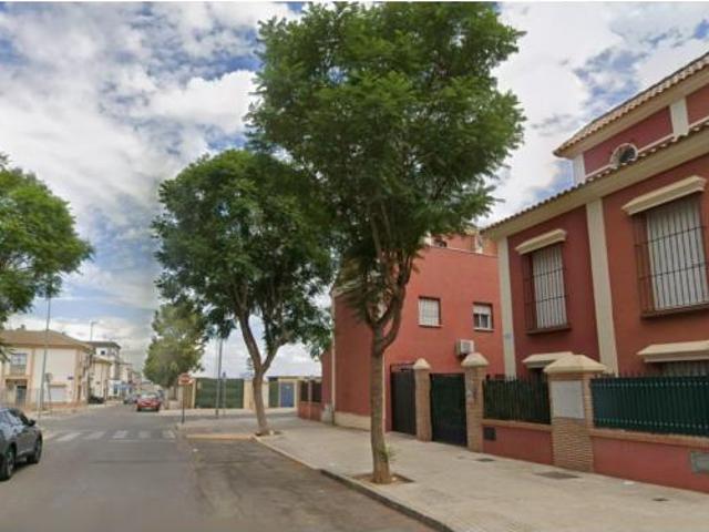 Casa en venta en Brenes, Andalucía
