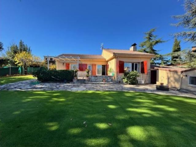 Casa en venta en Buitrago Del Lozoya, Madrid