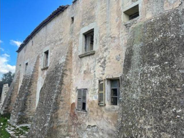 Casa en venta en Orient, Serra de Tramuntana