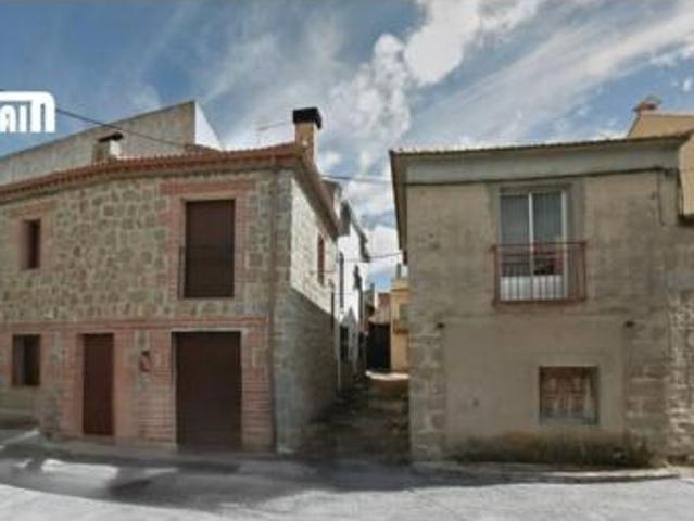 Casa en venta en Burgohondo, Castilla y León