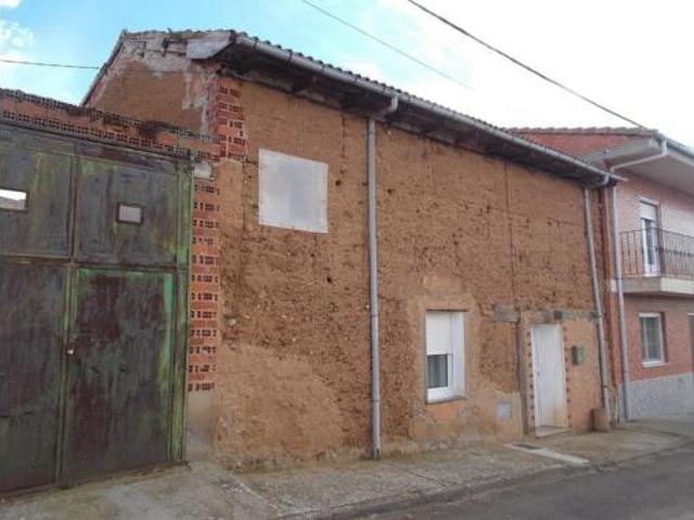 Casa en venta en Bustillo Del Páramo, Castilla y León