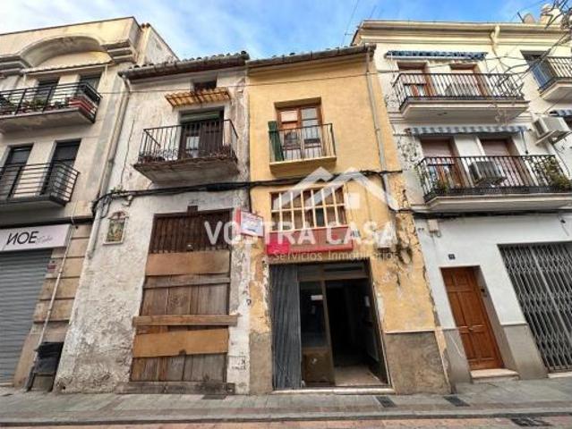 Casa en venta en Buñol, Barrio Gila (Maestras Republicanas)