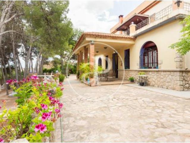 Casa en venta en La Hoya de Buñol, Valencia