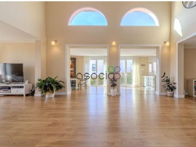 Casa en venta en Campo de Golf-Polígono 13, Cabanillas Del Campo