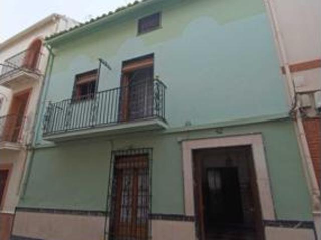 Casa en venta en Barrio del Cerro, Cabra