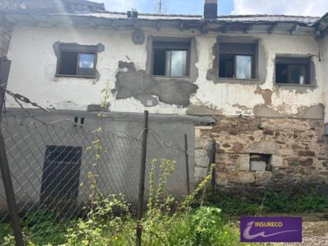 Casa en venta en Cabrillanes, Castilla y León
