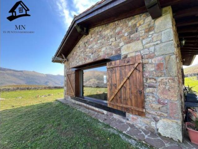 Casa en venta en Cabuérniga, Cantabria