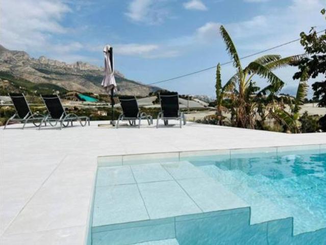 Casa en venta en Urbanització Santa Clara, la Marina Baixa